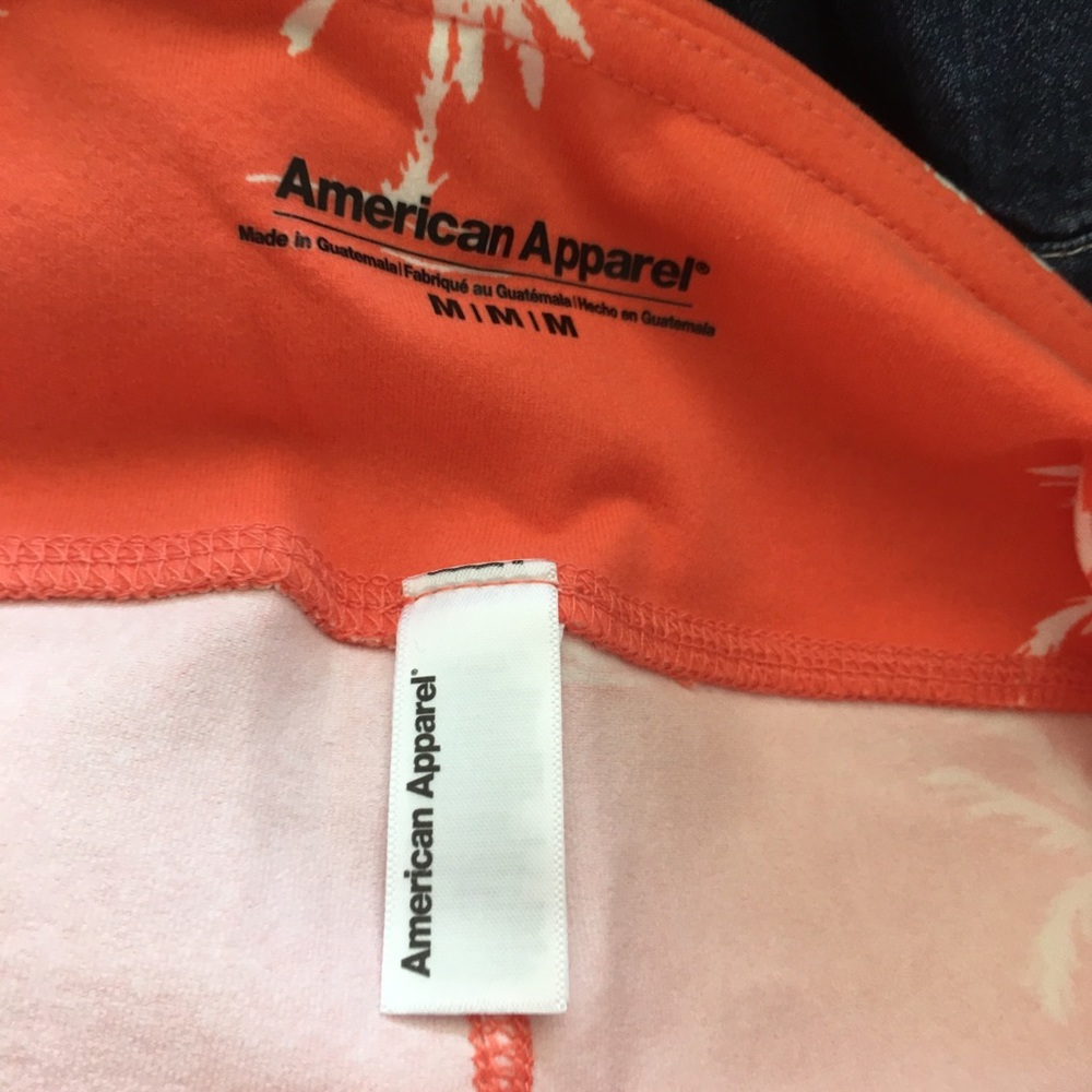 AA forward crop legging set in coral palm NWOT Med - Picture 14 of 16
